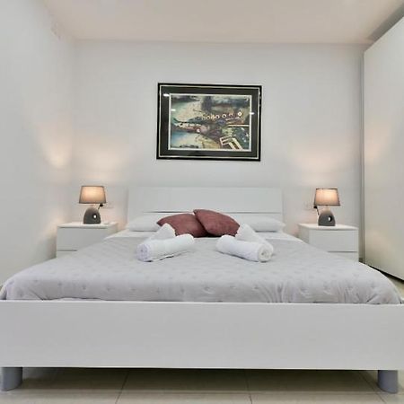 Sea View Apartment Бирзеббуджа Экстерьер фото